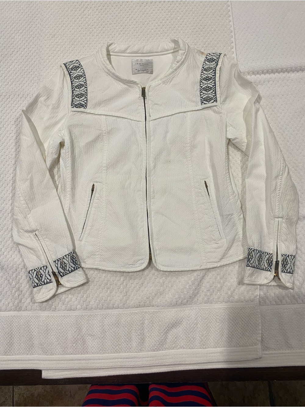 Zara White Textured Zip-Front Jacket with Patterned Trim
